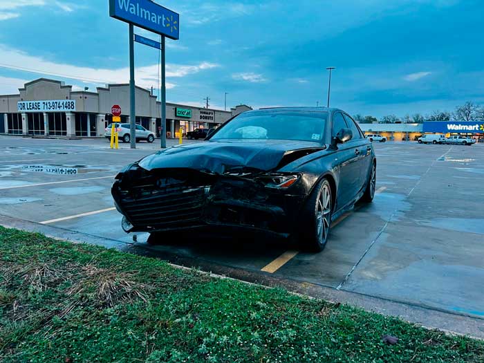 Non-running, wrecked car removal service. Junk Car Buyers R-Us buys junk cars in Kingwood, TX, and the surrounding areas.